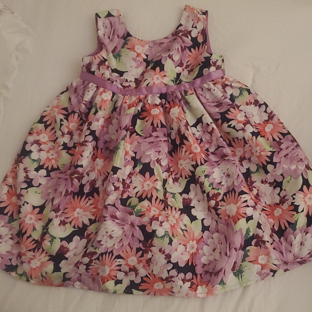 Girls dress